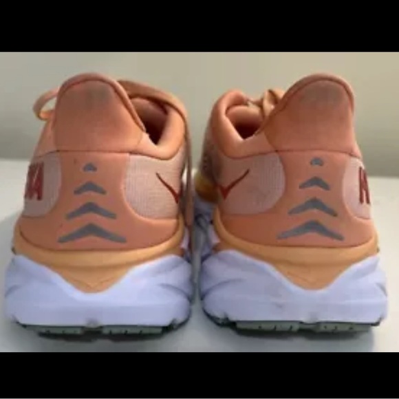 HOKA One One Clifton Running Shoe Peach 7.5 US - Picture 9 of 11